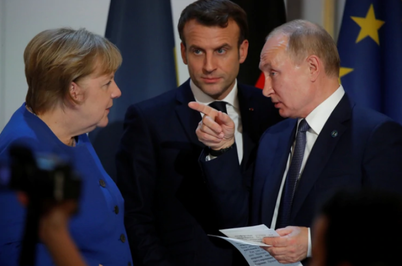 Angela Merkel y Emmanuel Macron buscan reunión con Rusia y Siria por crisis