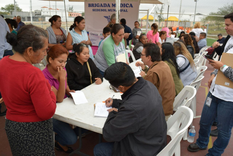 Realiza Municipio Brigada Médica