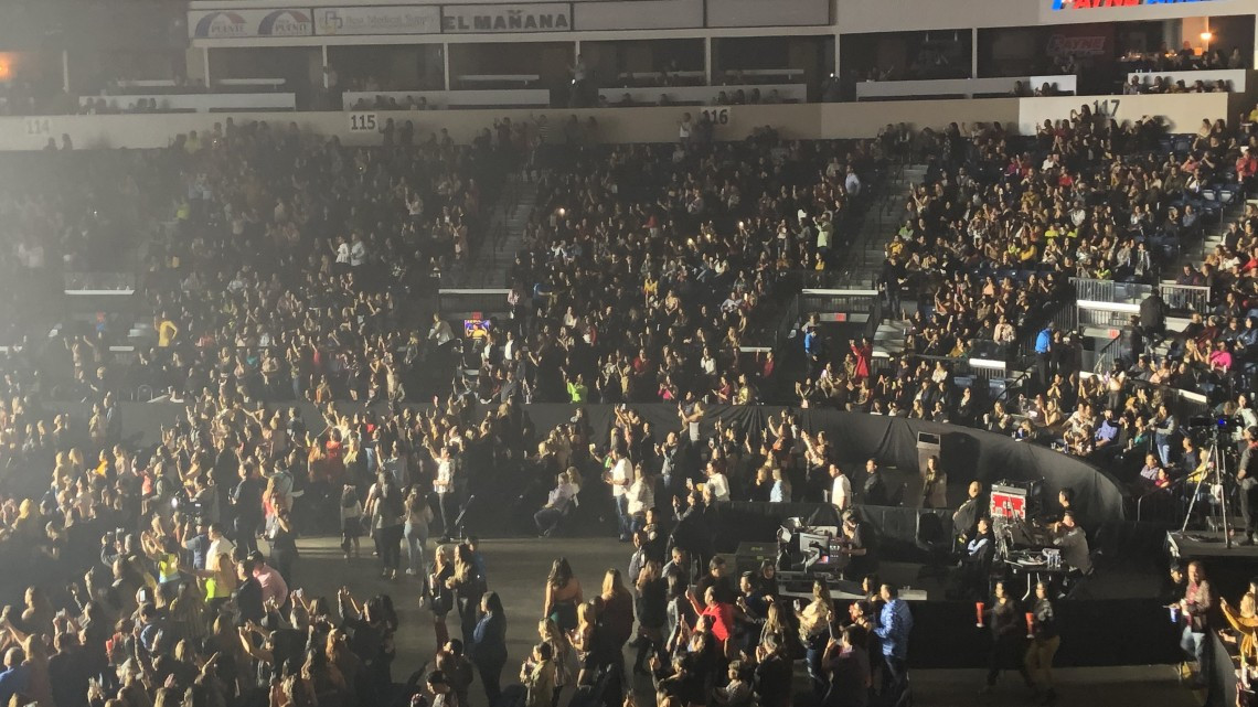 Gloria Trevi se convierte en 'Diosa de la noche' en el Payne Arena