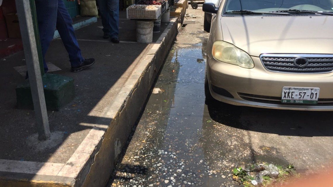 Locatarios del mercado le responden a Peraza Guerra