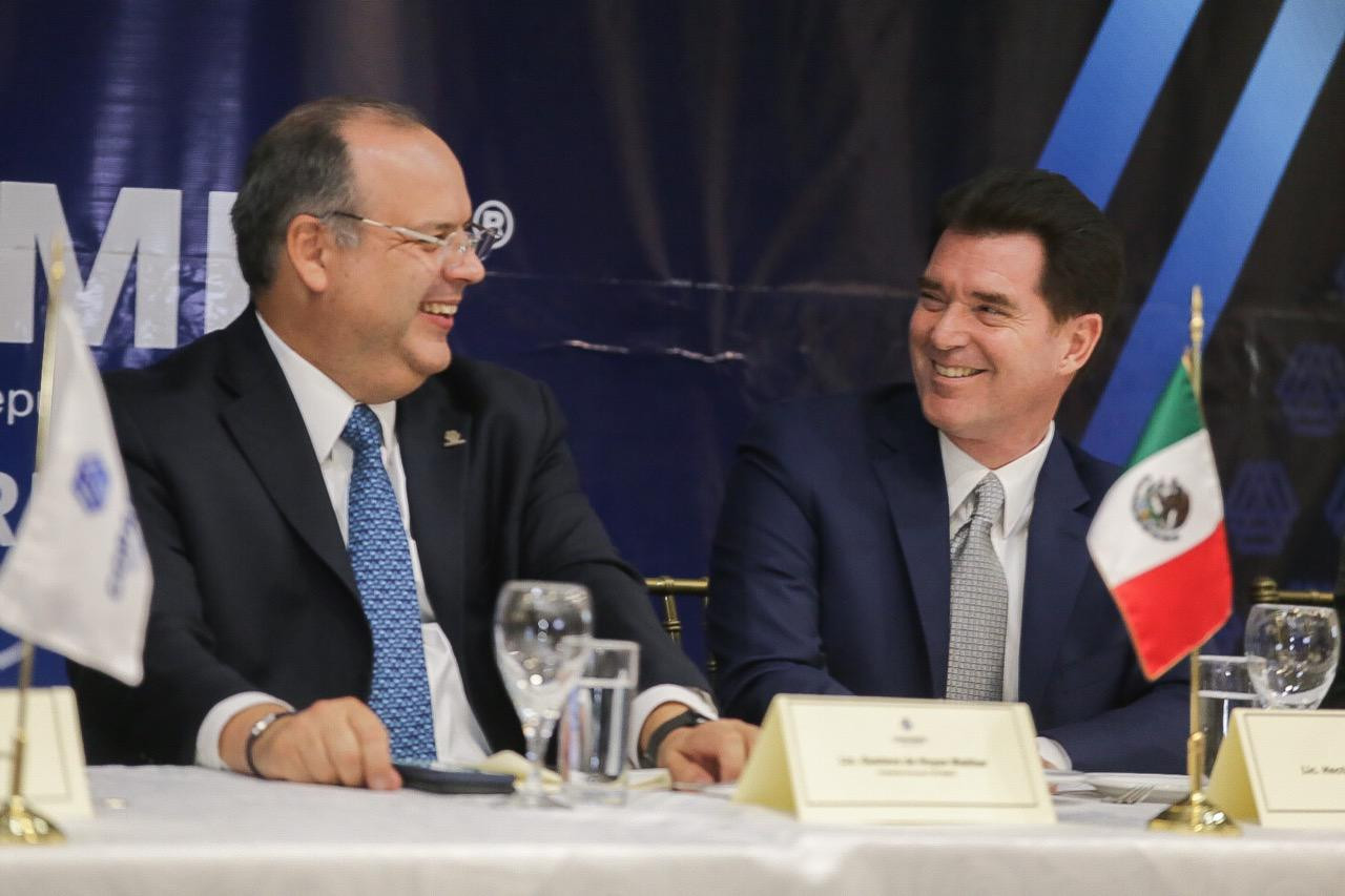 Toma Protesta Nuevo Presidente de COPARMEX NLD