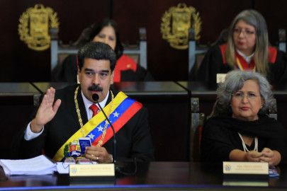 Maduro acepta propuesta de México y Uruguay para abrir un nuevo diálogo