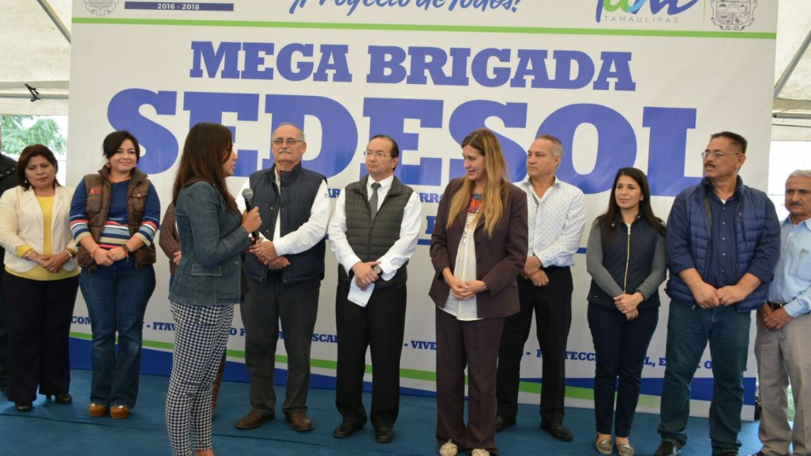 Presenta Maki los nuevos camiones para la recolección de basura