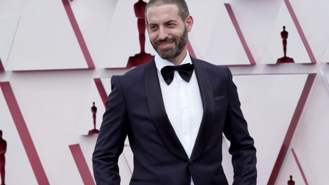 Así lucen las estrellas en la alfombra roja de los Premios Oscar 2021