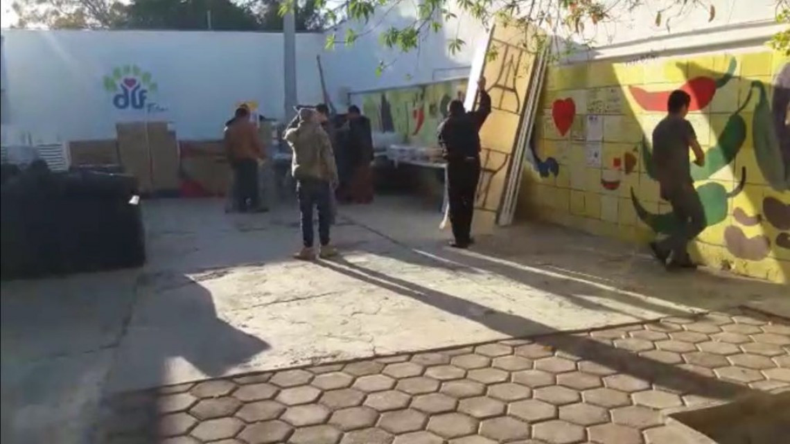 Con entrega de mobiliario, mejorará la atención a menores migrantes