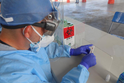 Atención tardía del COVID-19 aumenta riesgo de muerte