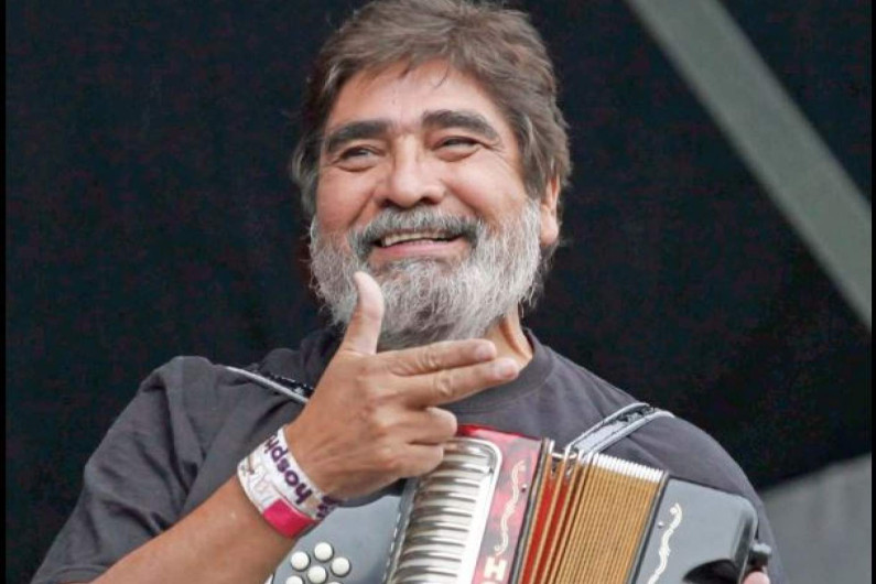 Preparan homenaje a Celso Piña en Los Pinos