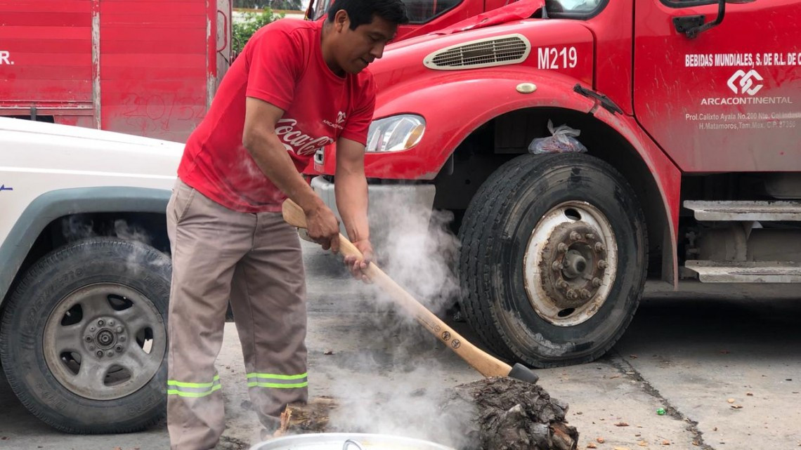 Continúa la huelga en la Coca-Cola; consumidores reportan desabasto de refresco