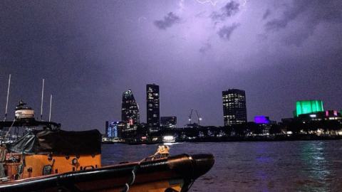 Así se vivió la tormenta de relámpagos en Reino Unido