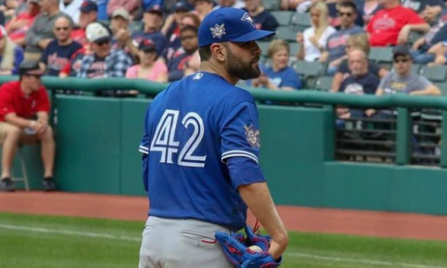 Toronto vence a Cleveland en extra inning; García sale sin decisión
