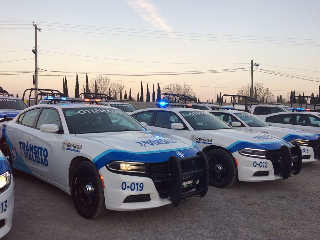 Entregan maquinaria por 83 mdp