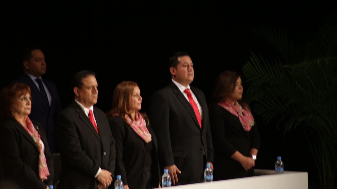 Chuchín rinde su primer informe de gobierno 