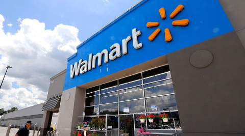 Walmart atenderá clientes aunque no usen cubrebocas, para evitar conflictos