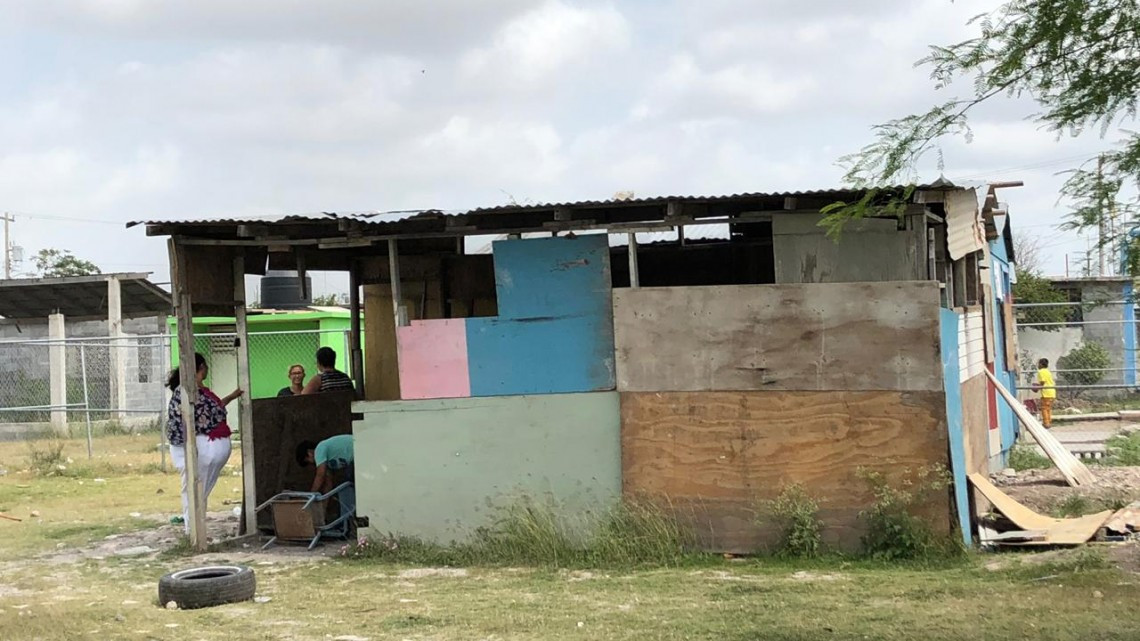 Eliseo sueña con una escuela de block que tenga aire acondicionado