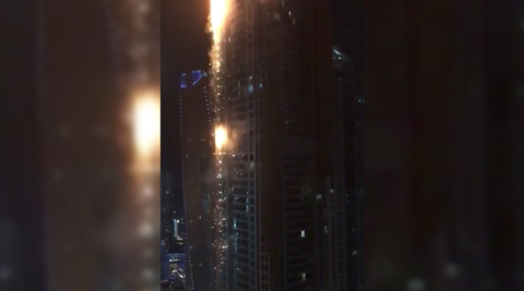 Torre Torch Tower se incendia en Dubái 