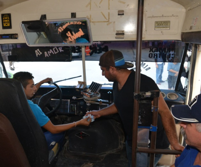Concesionarios proponen aumentar $4 al transporte urbano