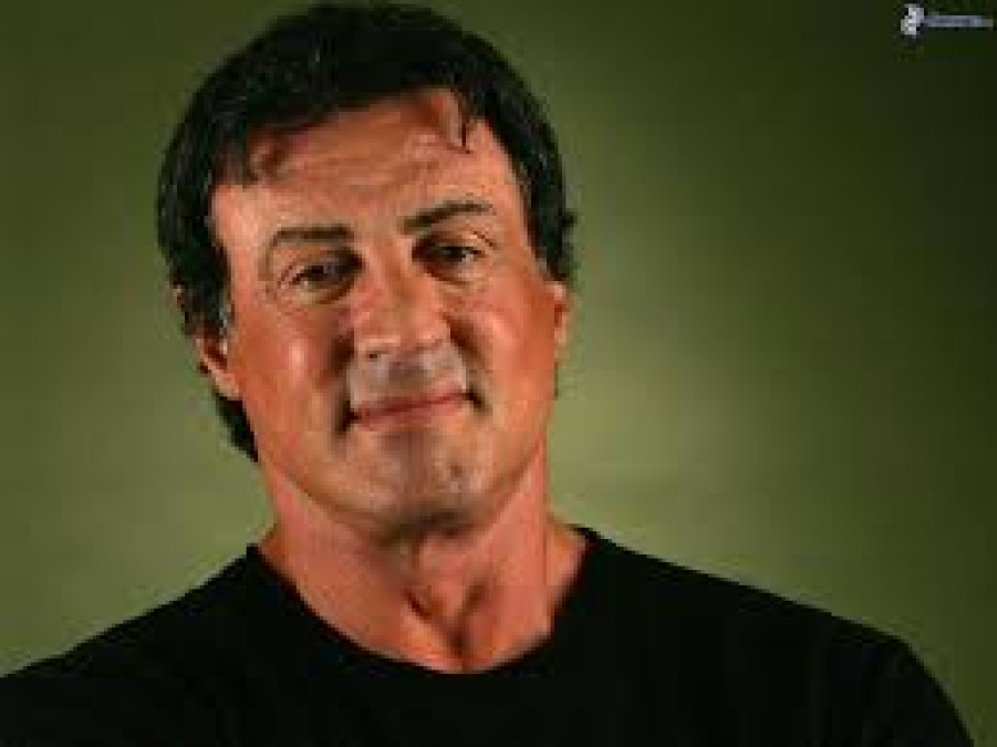 Sylvester Stallone dirigirá y protagonizará cinta bélica