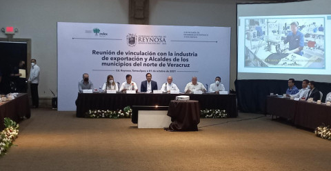 Reynosa y Veracruz unen esfuerzos para atender vacantes en maquila