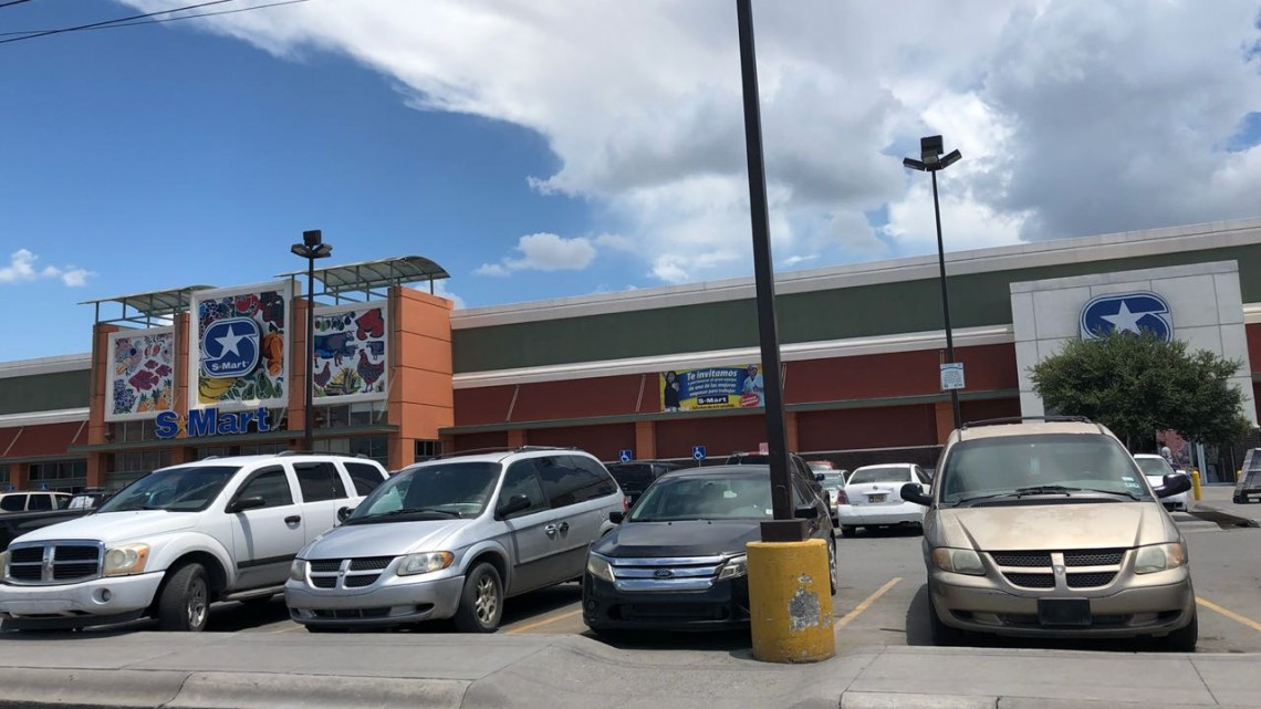 Entrega Smart redondeó a beneficio de asilo de ancianos