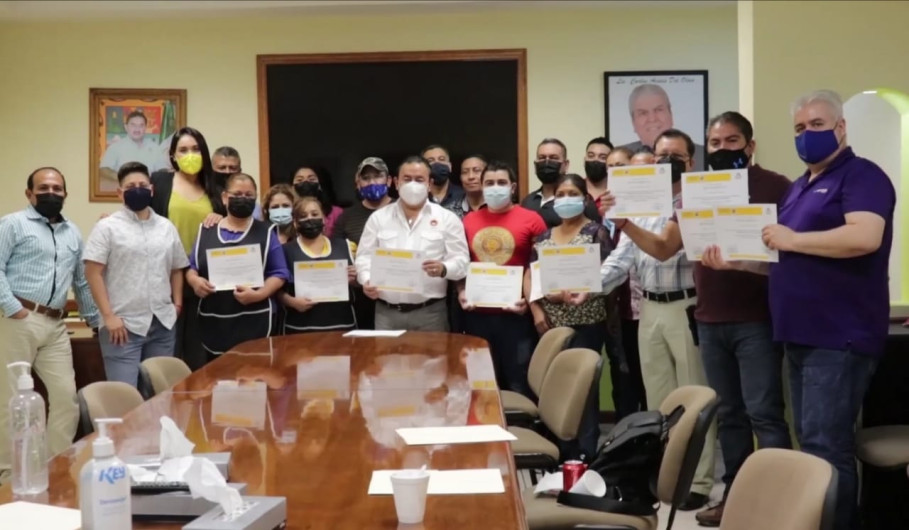 Se capacitan delegados del SJOIIM en la norma 019 y 035 de la ley federal del trabajo