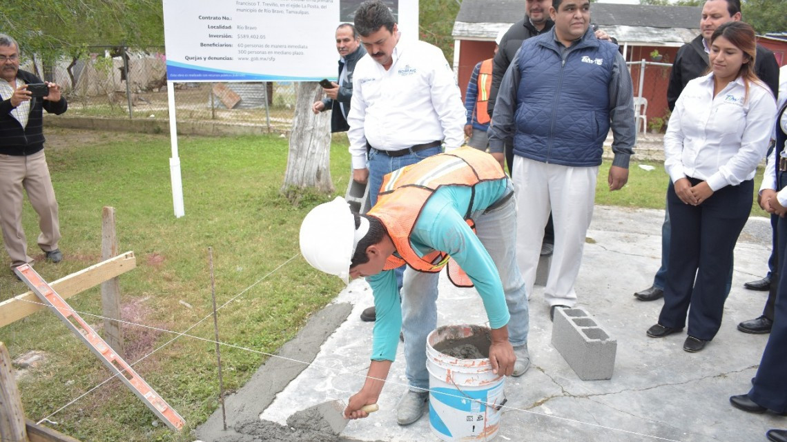 Arranca construcción de comedor escolar en La Posta