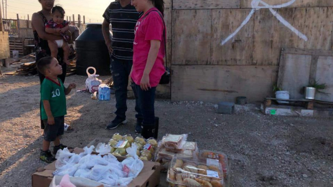 Entregan apoyos brigadas del DIF