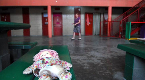 Apoya CMIC programa de becas a hijos de presos