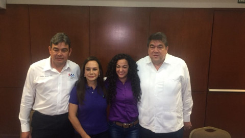 Presentan a Olga Sosa Ruiz como propuesta a candidata a diputada federal por "Juntos haremos historia"