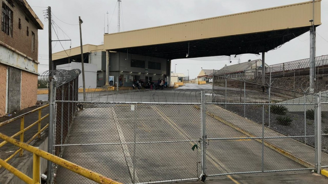 Denuncian centroamericanos preferencia sobre cubanos