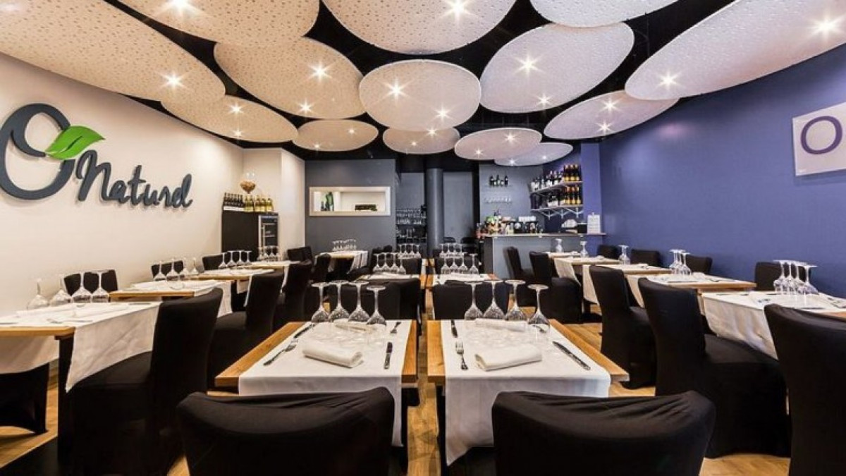 Cierra sus puertas el primer restaurante nudista de París