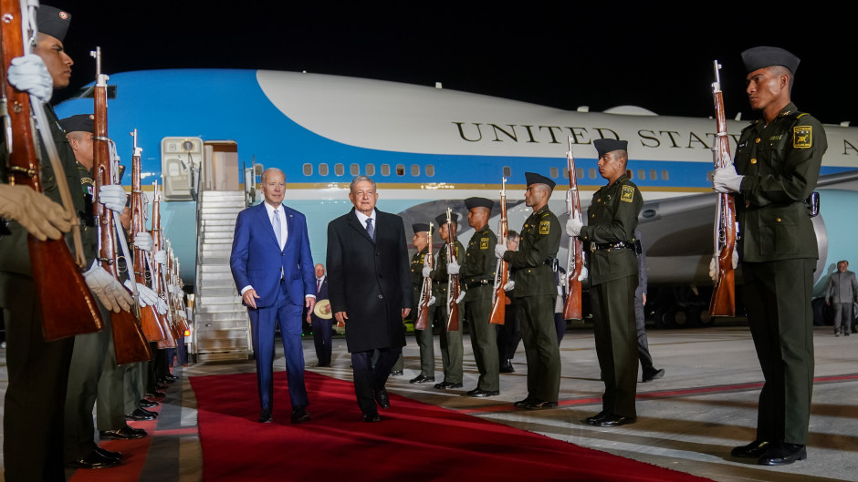 Llega Biden a México, aterriza en el AIFA