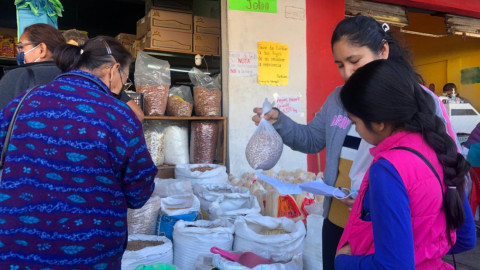 Por economía, tamales se vuelven favoritos en mesas reynosenses