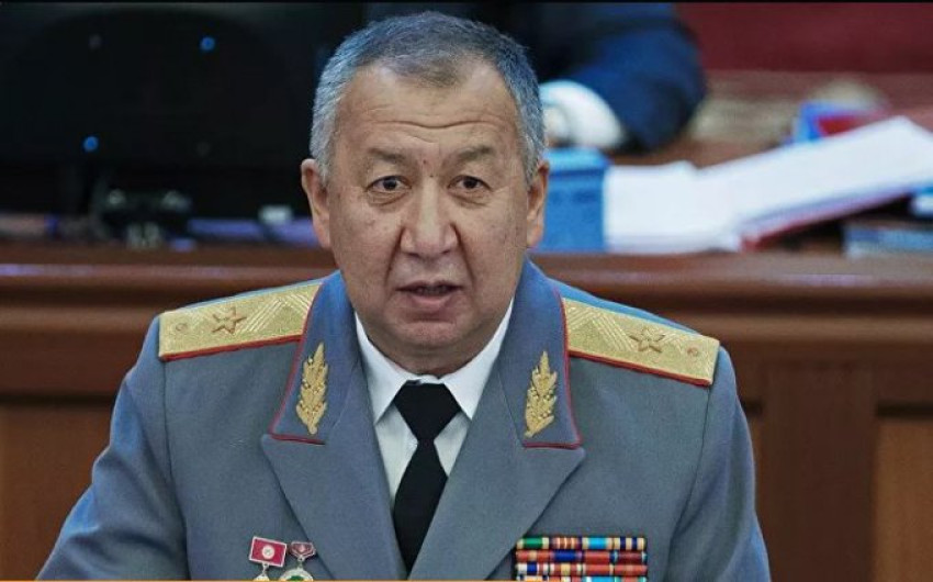 Renuncia el primer ministro de Kirguistán en medio de crisis electoral