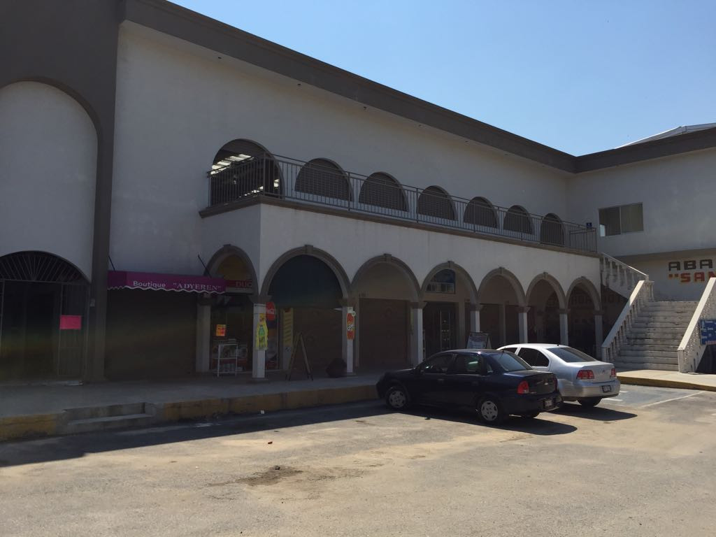 Concesionarios del mercado municipal reciben ultimátum para ocuparlo