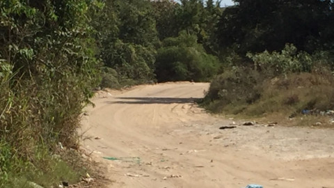 Urgen servicios como pavimentaciones: familias de sectores marginados