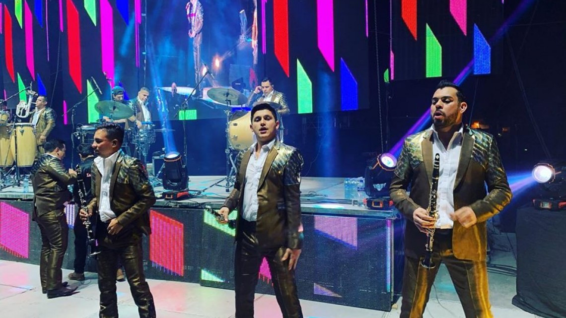 Se presenta la Arrolladora en el Primer Festival Por la Paz 