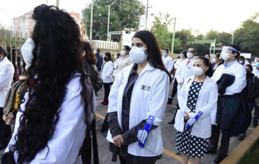 Empresarios no confían que se cumplan etapas de vacunación