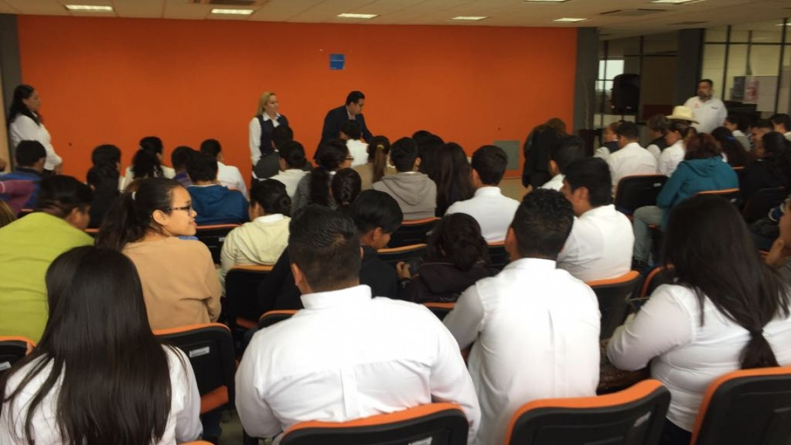 Universitarios participan de las jornadas estudiantiles