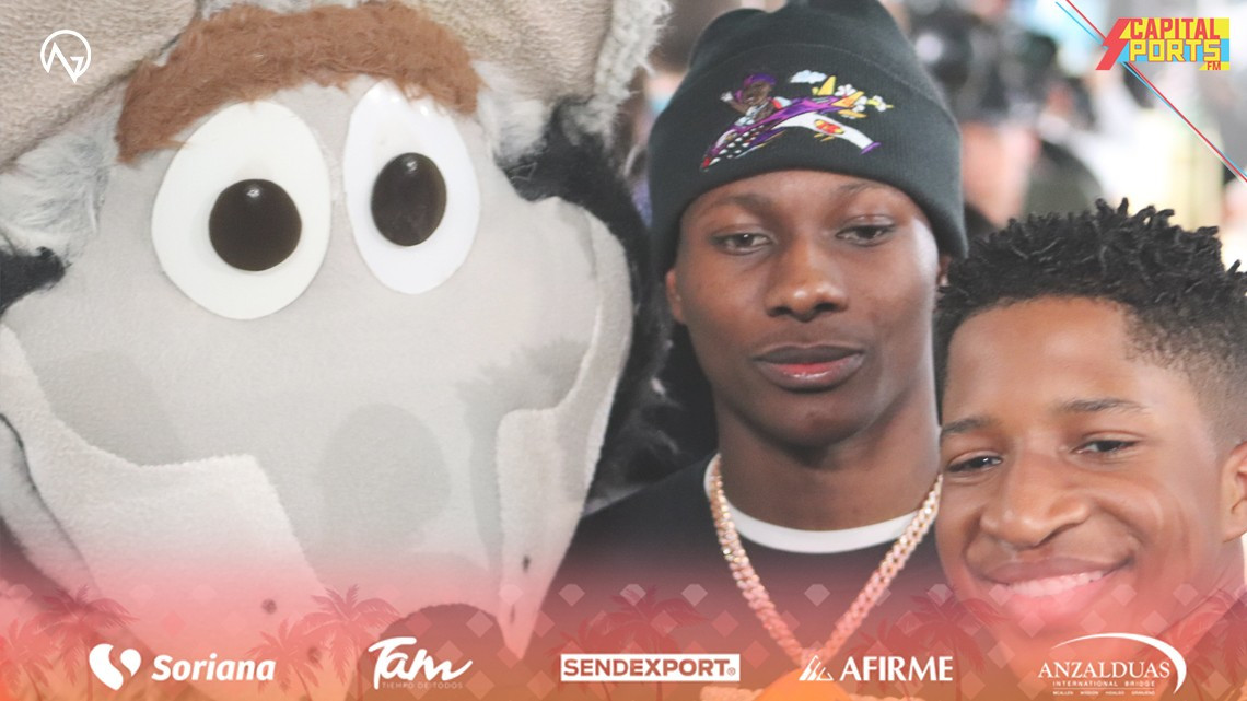 FOTOGALERÍA: Así se vivió el Opening Night previo al SB LIV