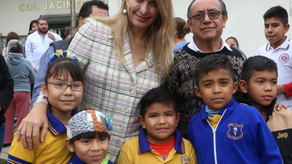 Equipamiento para dos Centros de Salud es entregado