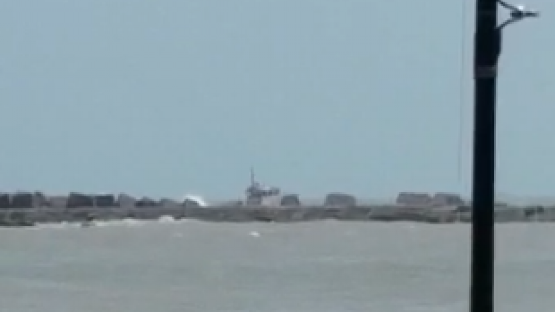 Persecución de lancha con droga en Isla del Padre   