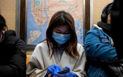 Estados Unidos suma casi 800,000 casos confirmados de COVID-19