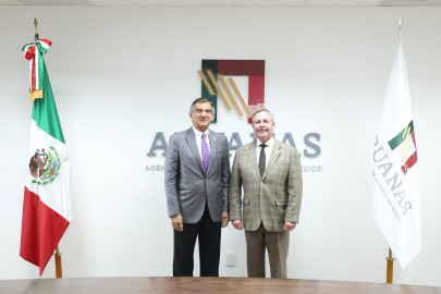 Consigue gobernador apoyos para recinto fiscal y proyectos de energía y gas