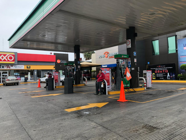 Continúa el desabasto de gasolina en Matamoros