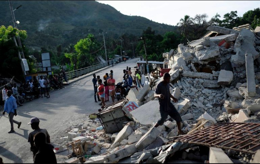 Al menos 50 muertos por la explosión de un camión cisterna en Haití
