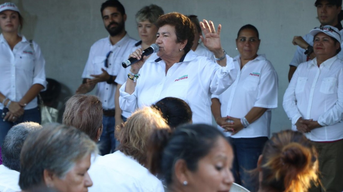 Auténtico respaldo de la gente recibe Magdalena Peraza 