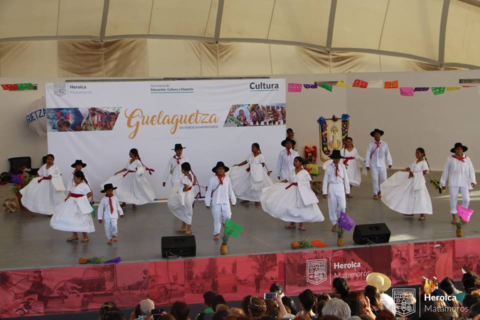 Llevan a cabo "Guelaguetza" en Matamoros