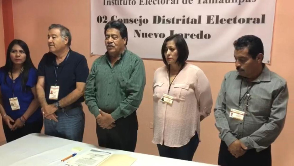 Capacitan a Consejeros Electorales 