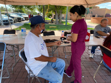 Instala Salud Municipal puntos de hidratación 