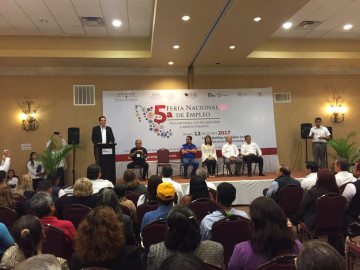 Cumple gobierno federal compromiso de inclusión laboral